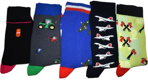 17 Mens Assorted Socks Size 8-11