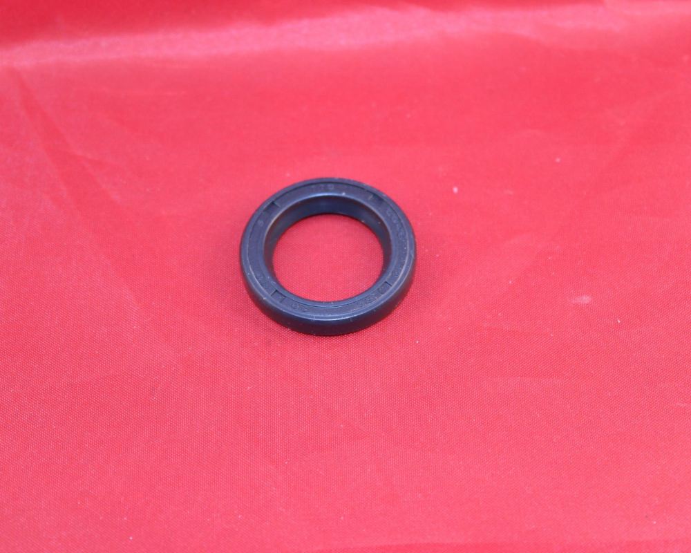 26. Drive Shaft Oil Seal - TY80