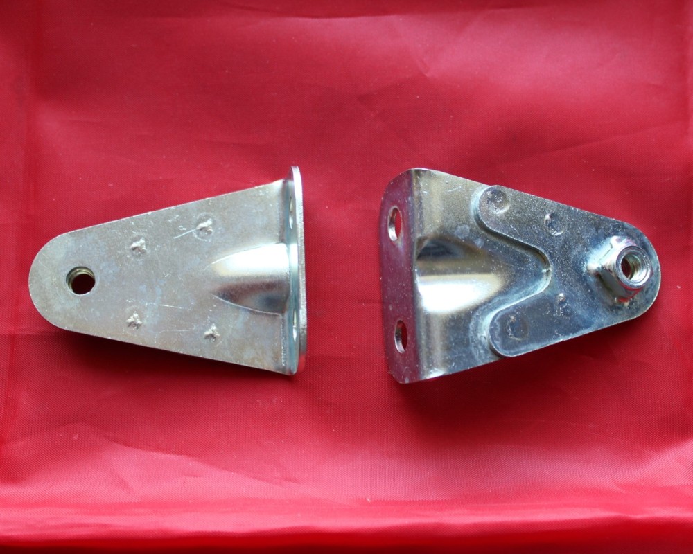 4. Pair Of Seat Brackets - TY125 & TY175