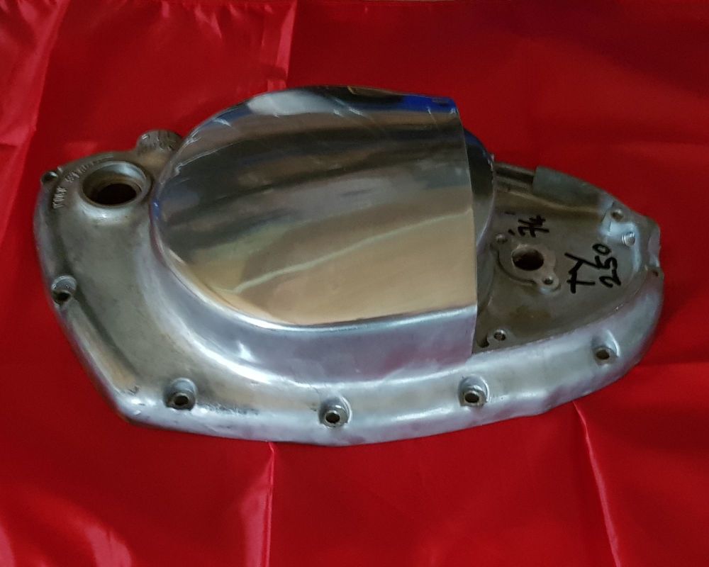 NOS Clutch Cover - TY250A