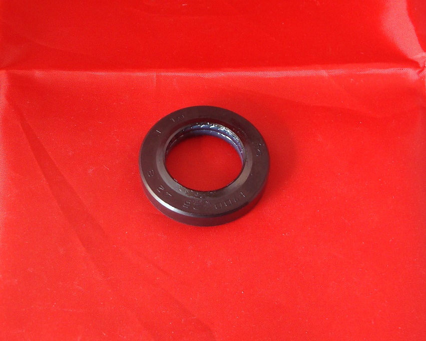  7. Rear Wheel Oil Seal Left- TY125 & TY175