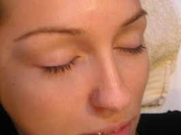 Charlotte before Lash Extensions