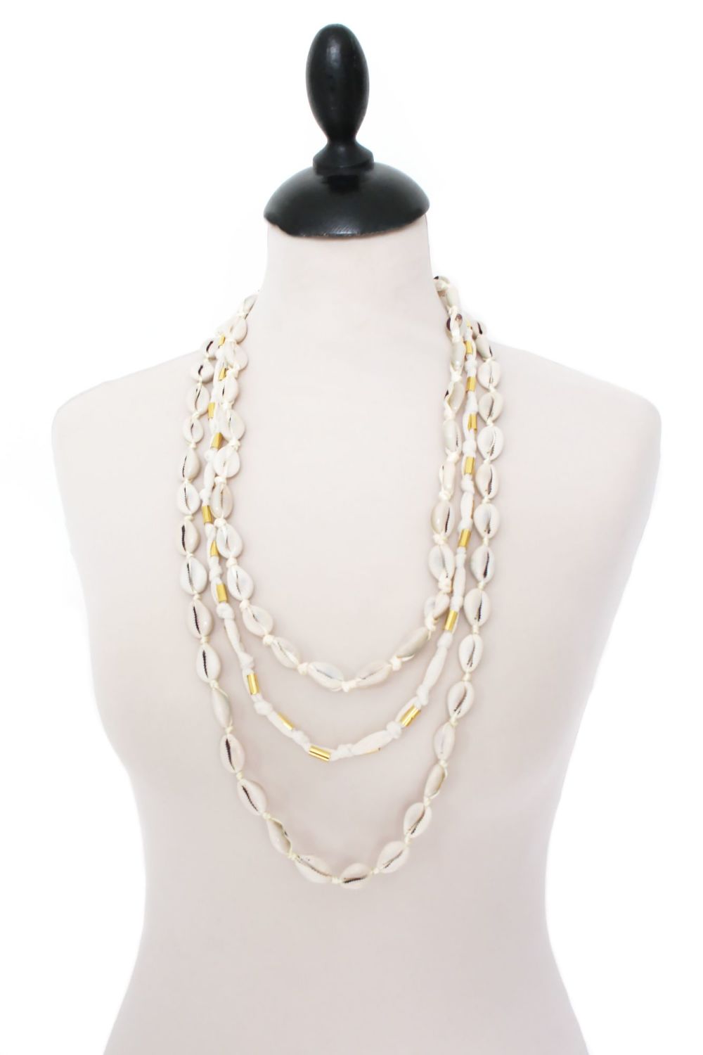 Cowrie Shell Necklace - Cream