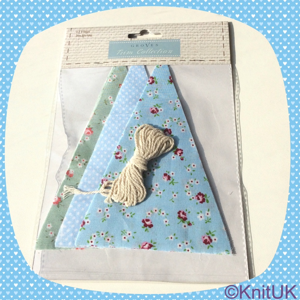 Bunting Kit. Make-your-own (Groves). Cotton - Blue Floral
