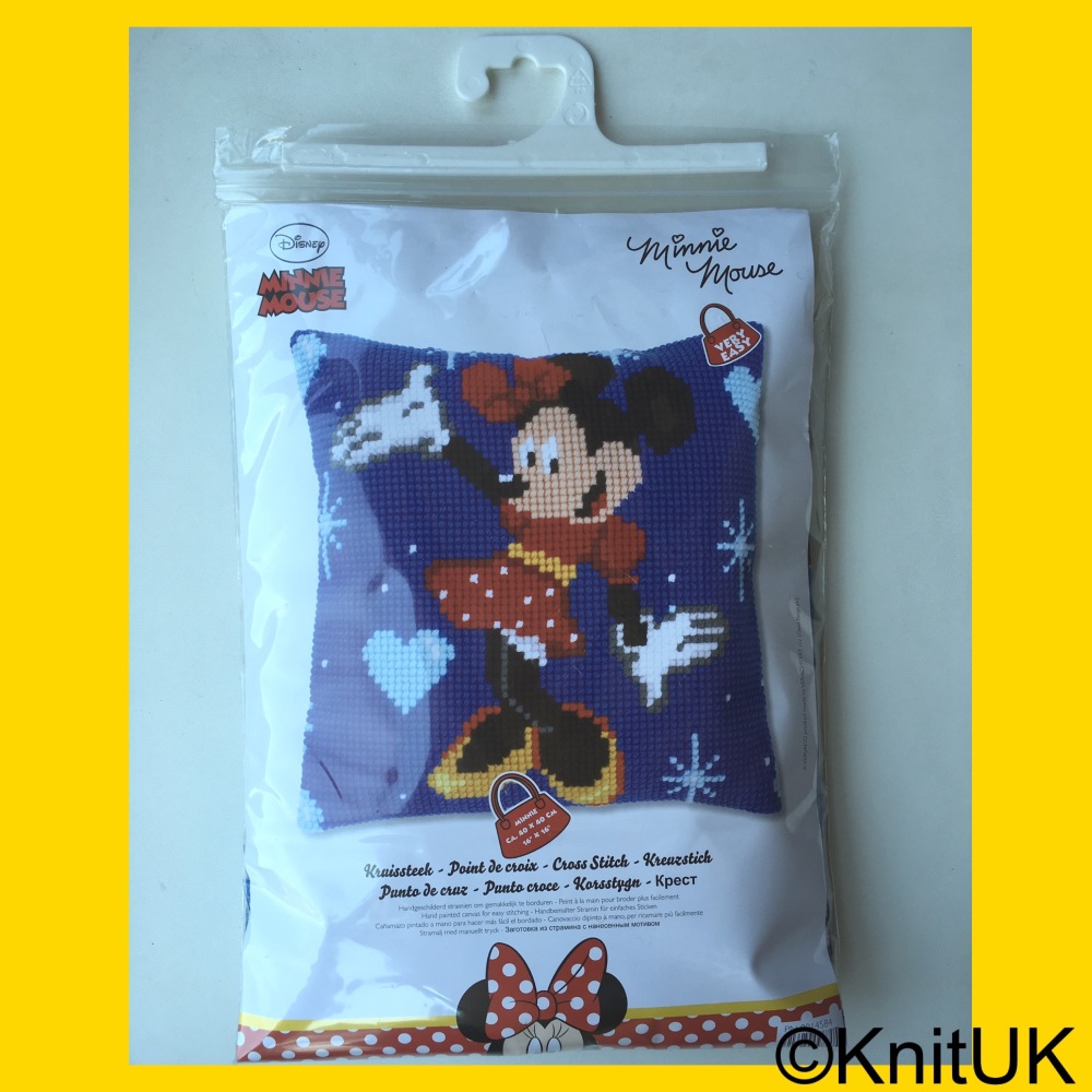 Cross Stitch Cushion cover: Minnie Mouse (Vervaco). Cross Stitch / Tapestry