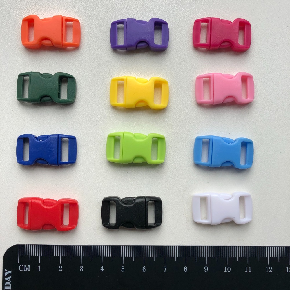 Plastic Buckles - Multicolour. Pack of 12. (KnitUK)