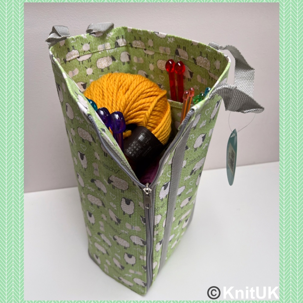 Hobby gift reversible knitting bag with pin storage inside