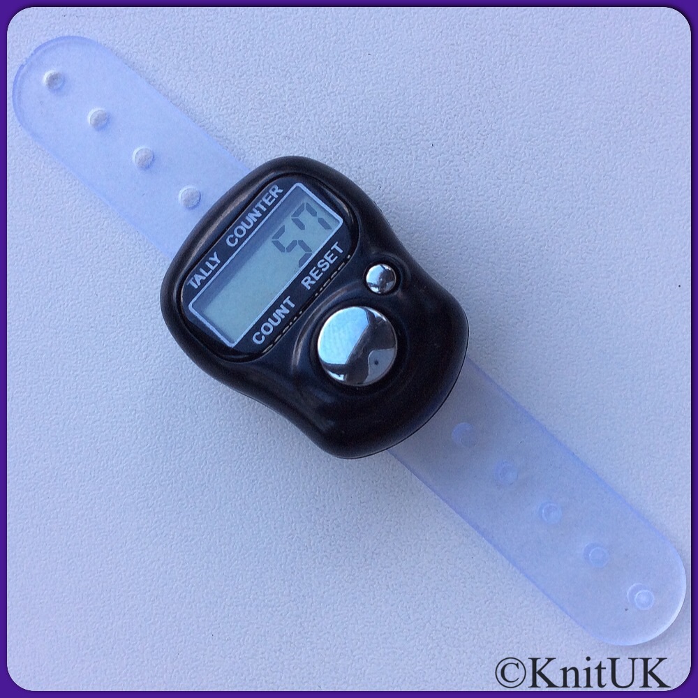 KnitUK Tally Counter. LCD Finger-Held Digital Row Counter. Choose colour.