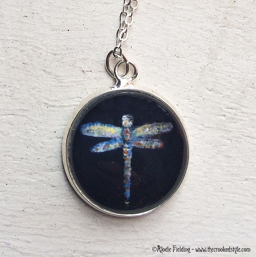 DRAGONFLY - 20mm SILVER PLATED  PENDANT