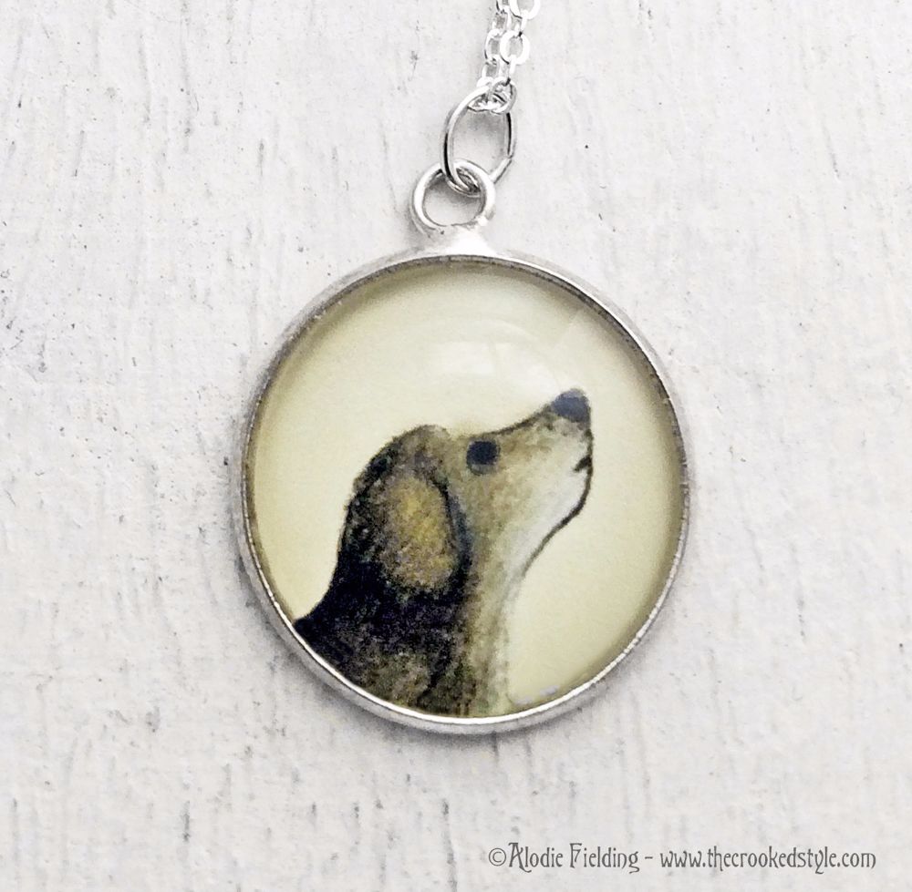 LOYAL DOG PENDANT
