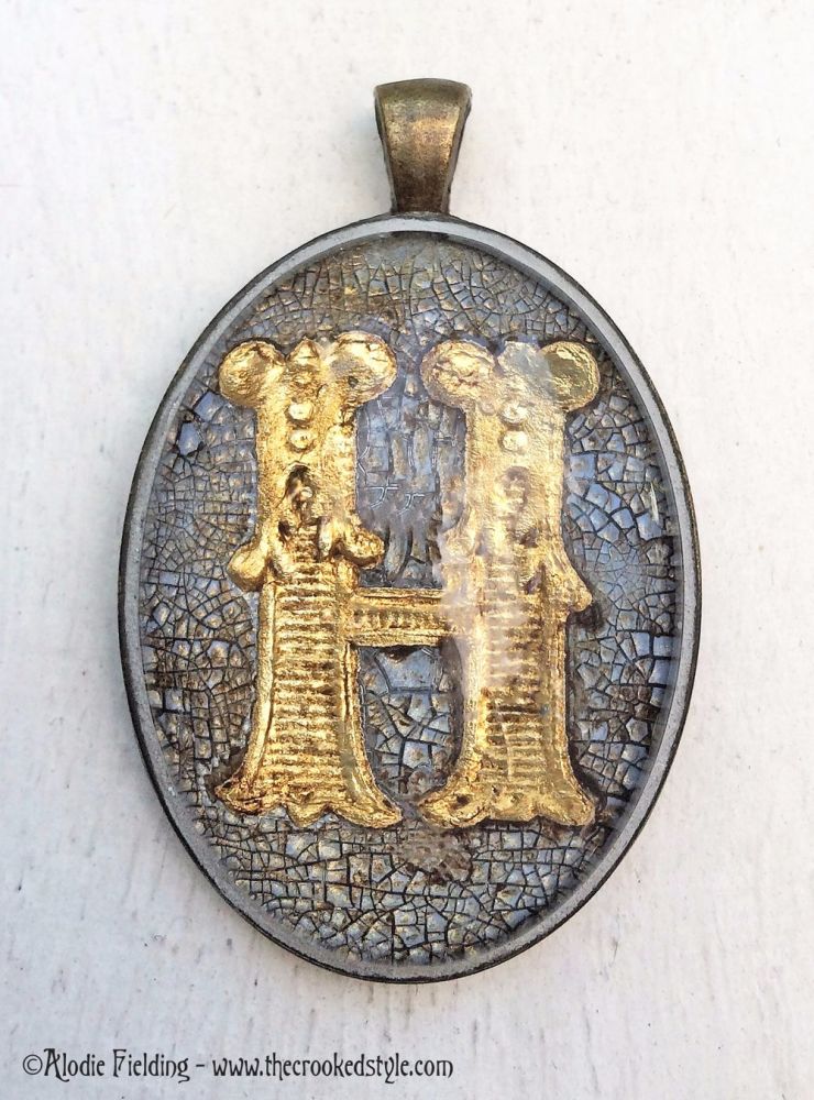 LARGE INITIAL PENDANTS - 30x40mm