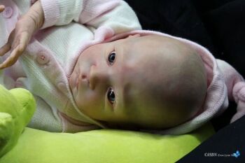 Open eyed - Sweet Pea awake kit - *COMPLETE REBORN STARTER SET!!* Makes 23" BABY With faux doe suede, disc jointed body.