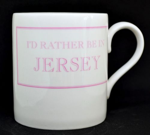 I'D RATHER BE IN JERSEY Mug in Pink