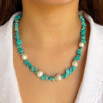 Turquoise Chipping Pearl Necklace