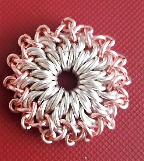 Chainmaille Sunflower Pendant Tutorial