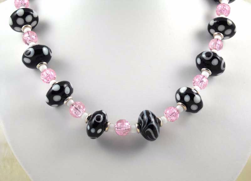 Dotty liquorice Necklace - ZMN021