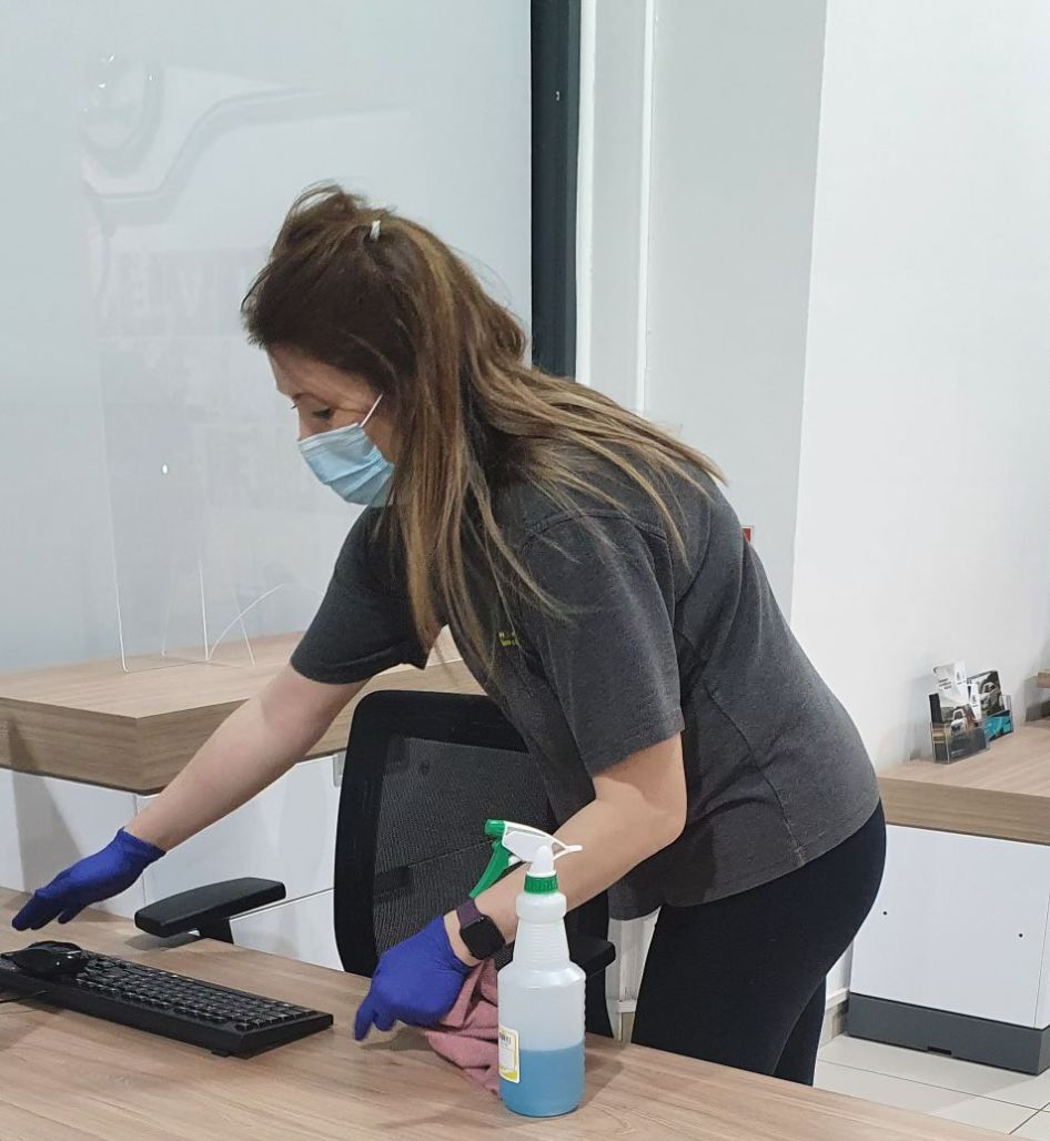 cleansweep-commercial-cleaning-desks-Gainsborough-uk