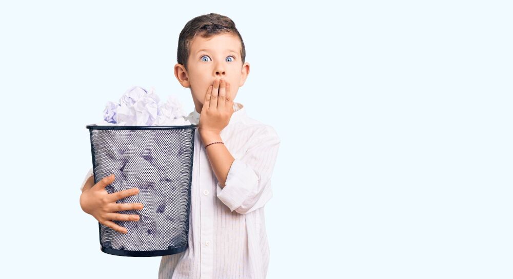 blog boy with trash