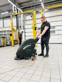 clean-sweep-commercial-staff-cleaning-work-bay