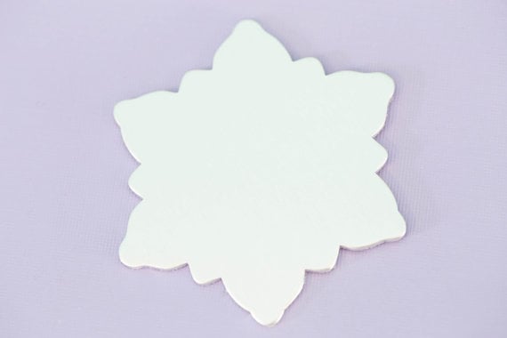 #147 - LARGE SNOWFLAKE ORNAMENT 2.75