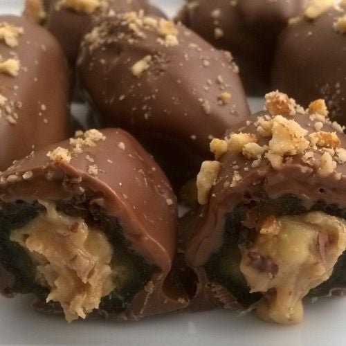 Box of 6 chocolate covered dates