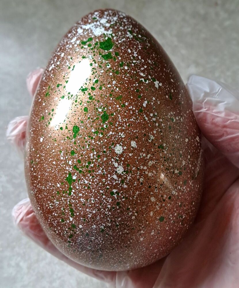 Dubai Pistachio Easter Egg