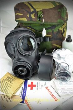 Gas Mask/Respirator, S10 (c/w Survive/Casualty Drills