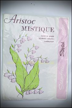 Aristoc Mistique Peachbloom Stockings (8.5-9")
