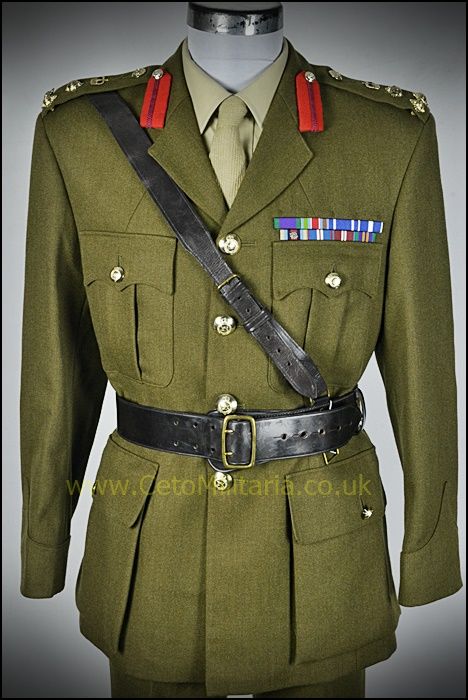 Staff Brigadier SD Uniform+ (40/41C 36W) 