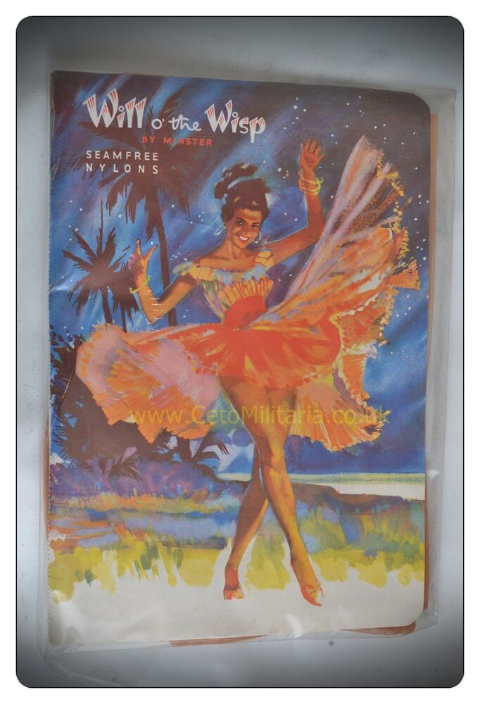 Minster Will o' the Wisp Apricot Nylons (10.5)