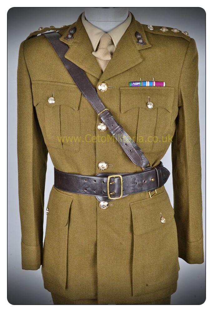 Royal Engineer SD Uniform+ (37/39C 32.5W) Captain