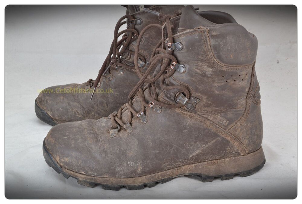 Boots - Itturi Patrol (9M)