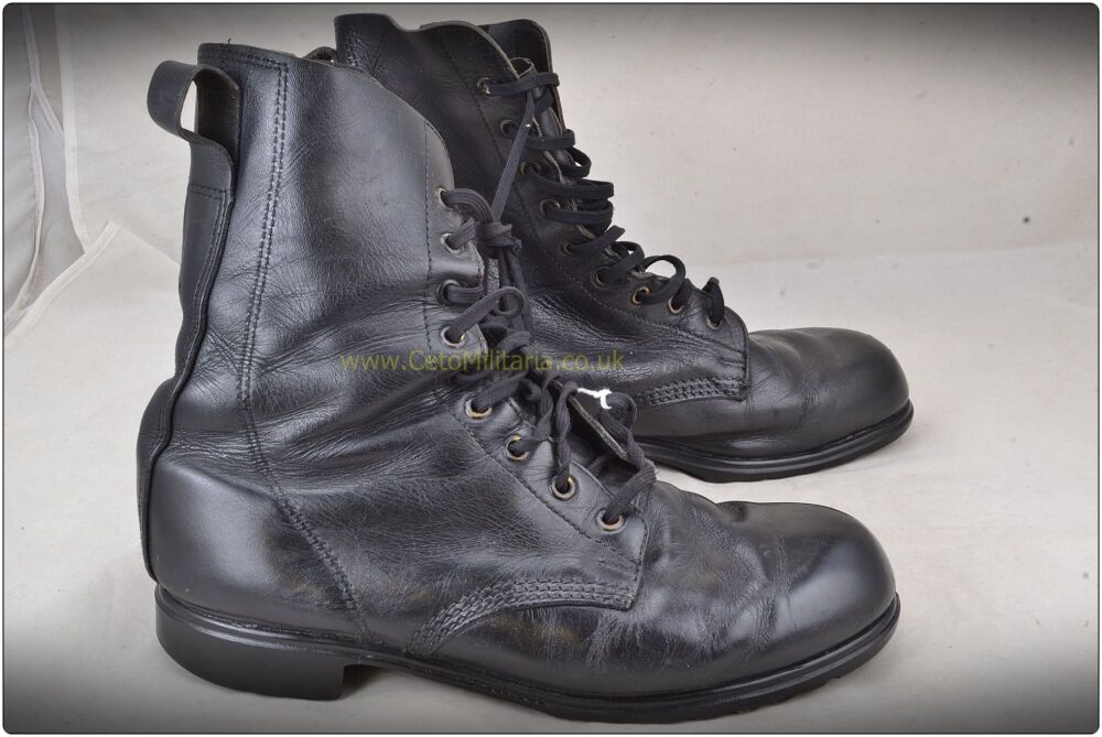 Dms boots royal navy top