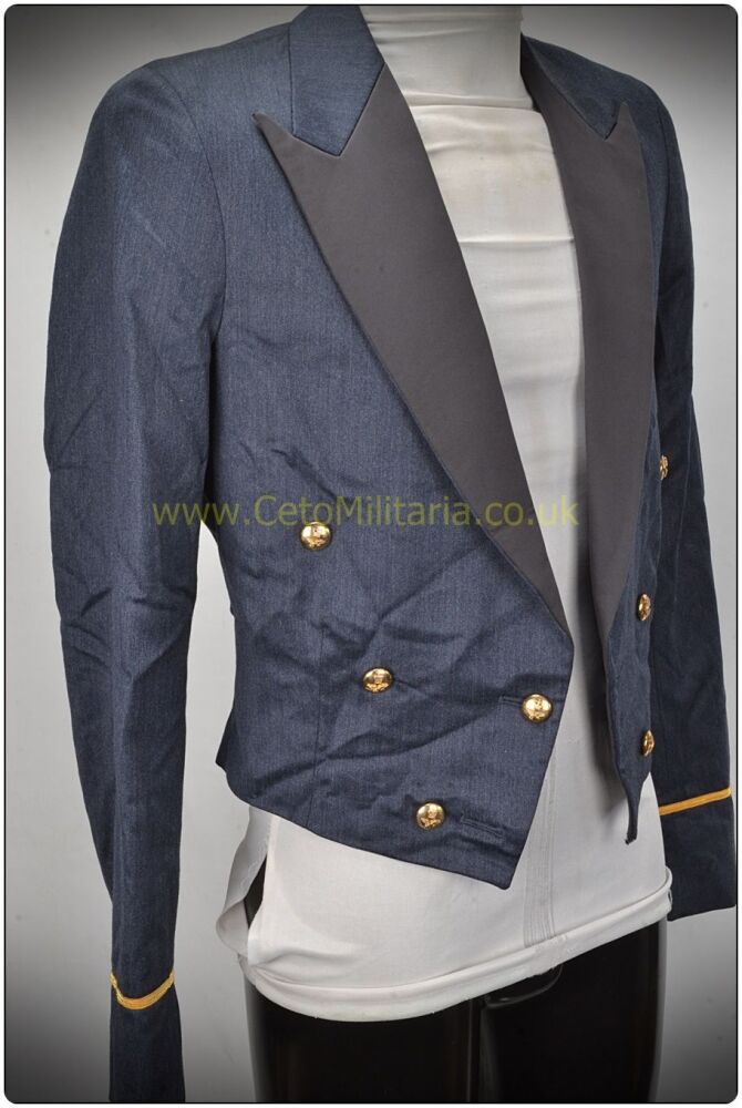 RAF No5 Mess Jacket (39/41) Plt Off