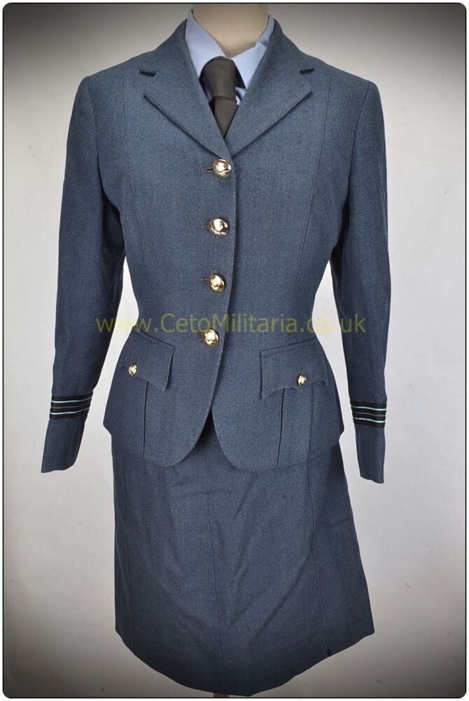 WRAF No1 Flt Lt (8/10)