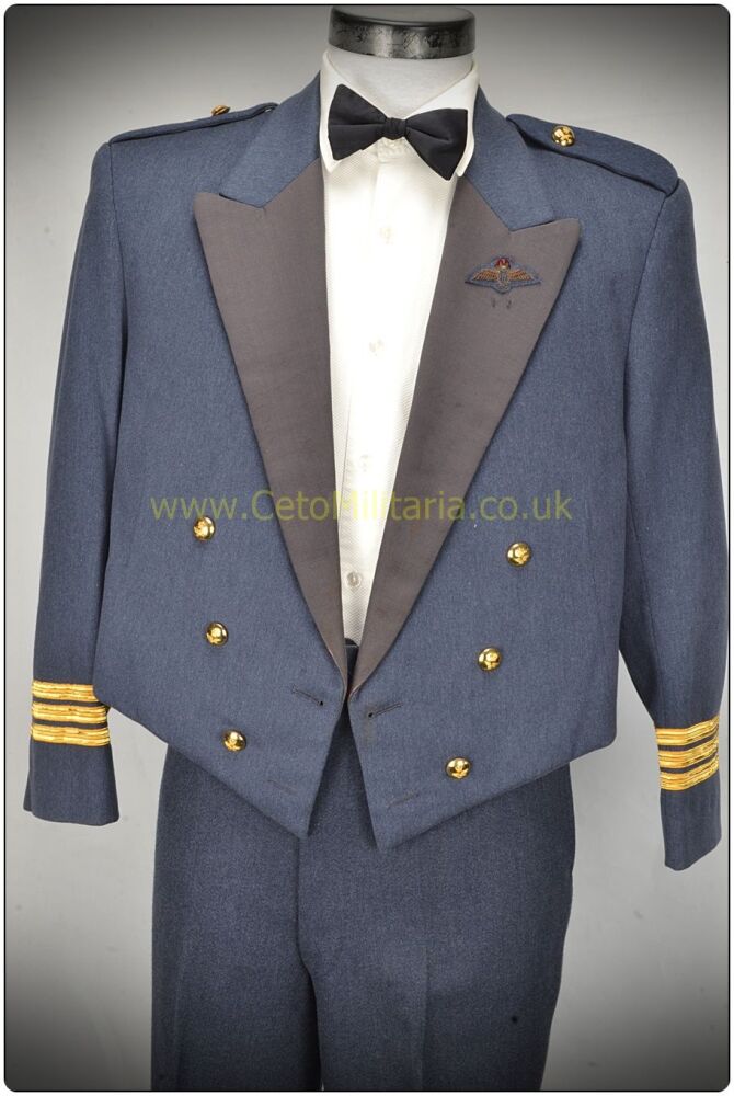 RAF No5 Mess (44/45C 41.5W) Wg Cdr Pilot