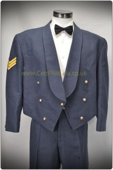 RAF No5 Mess (53/54C 49W) Sgt