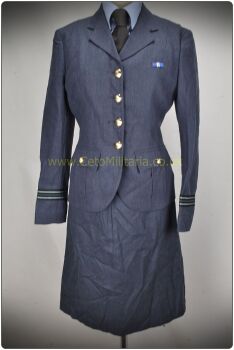 WRAF No1 Flt Lt (10/12)