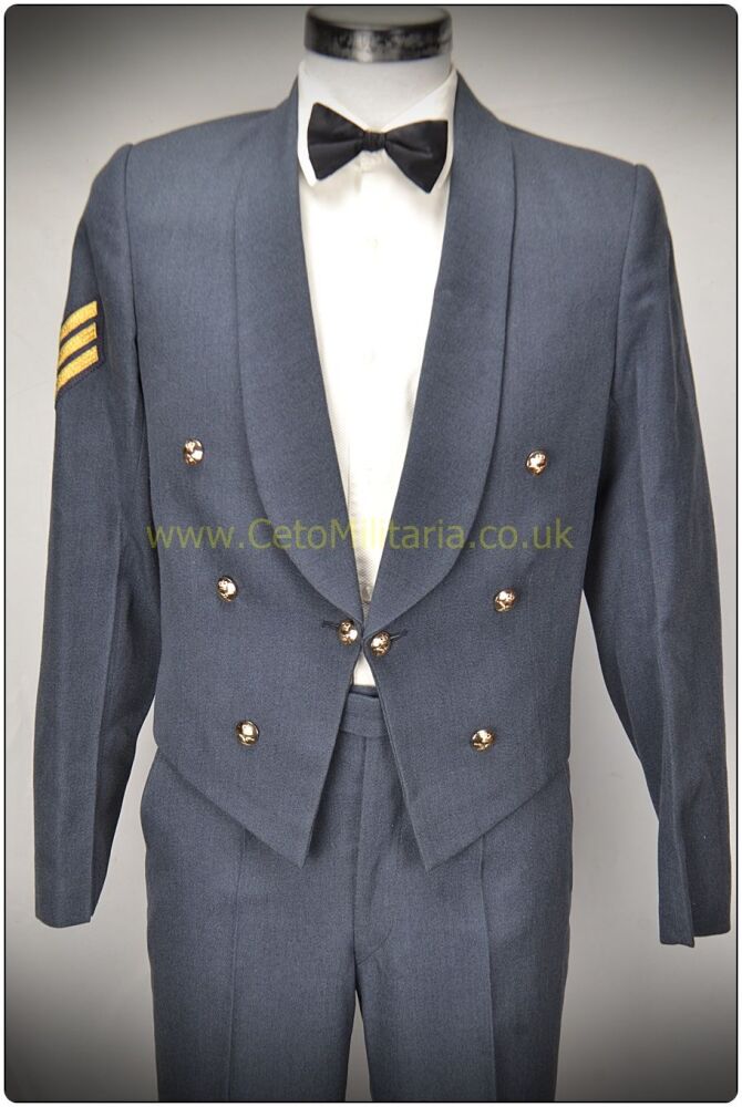 RAF No5 Mess SNCO (37/38C 31W) Sgt