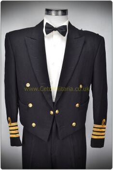 RN No2 Mess (42/43C 37.5W) Captain