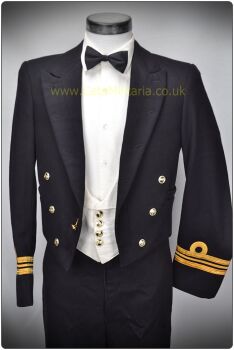 RN No2 Mess (37/39C 31W) Lt Cdr