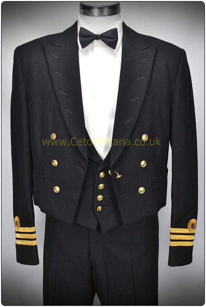 RN No2 Mess (42/43C 39W) Lt Cdr