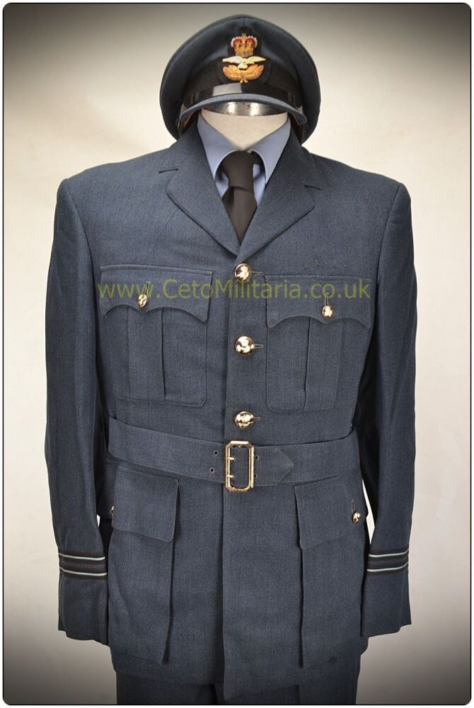 RAF No1 Flt Lt (C W)