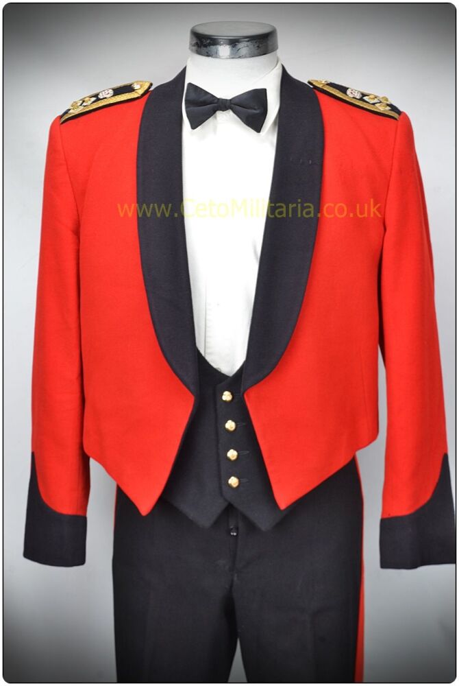 Staff Brigadier Mess (42/43C 34.5W)