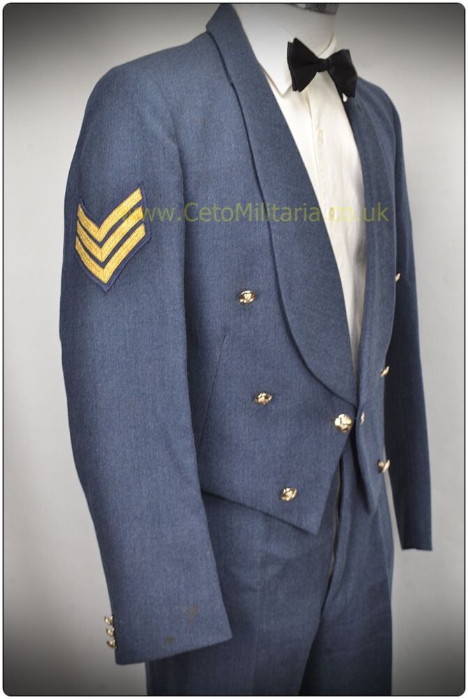 RAF No5 Mess (40/41C 34W) Sgt