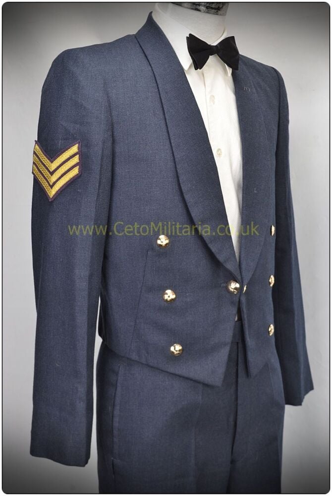 RAF No5 Mess (38/40C 32.5W) Sgt