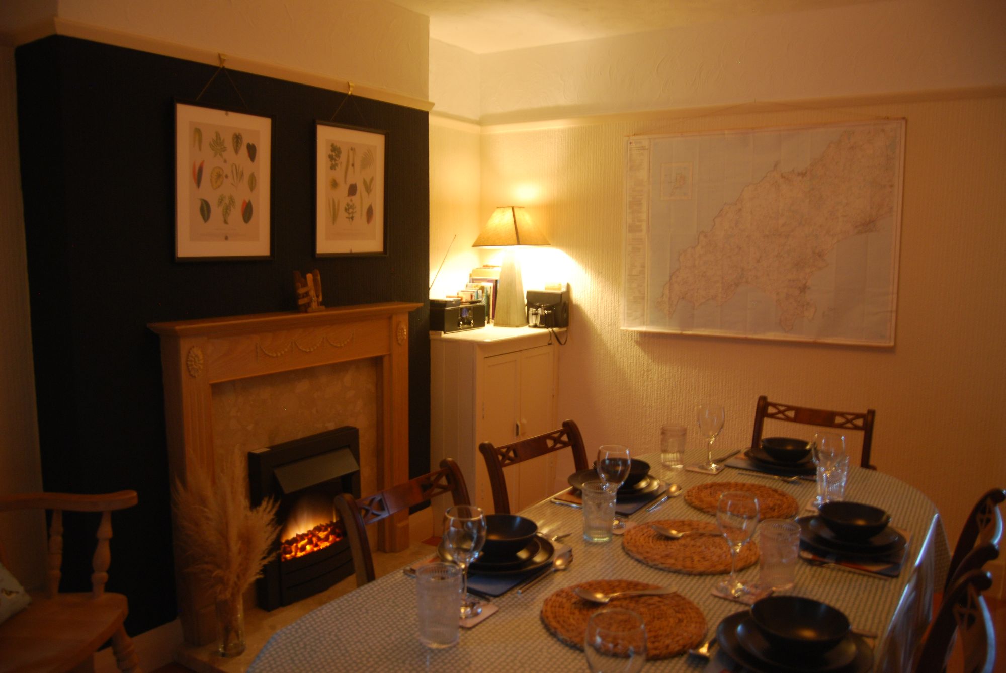 Dining Room..JPG