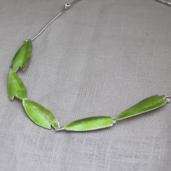Enamelled Green Hawthorn Leaves Necklace