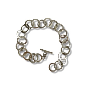 Handmade Silver Circle-Link Bracelet with Star Details and Toggle Clasp