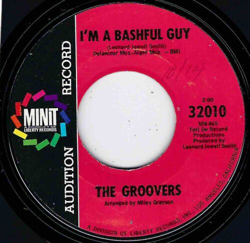 GROOVERS - I'M A BASHFUL GUY / JUST GO FOR ME